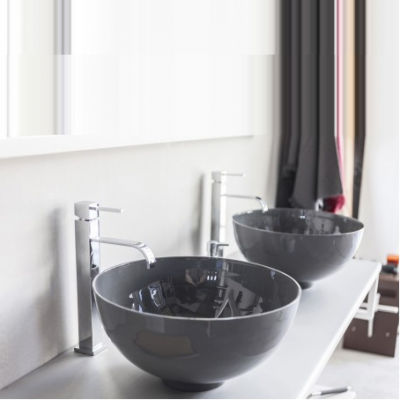 LAVABO D'APPOGGIO GRIGIO A FORMA DI TAZZA