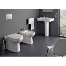 VASO E BIDET LAUFEN PRO | 100% DESIGN A FILO MURO